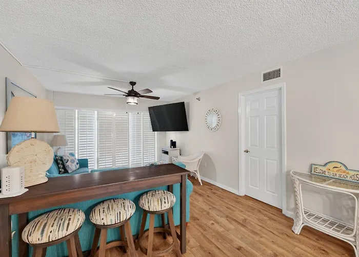 Waterview Unit 204 * Clearwater Beach