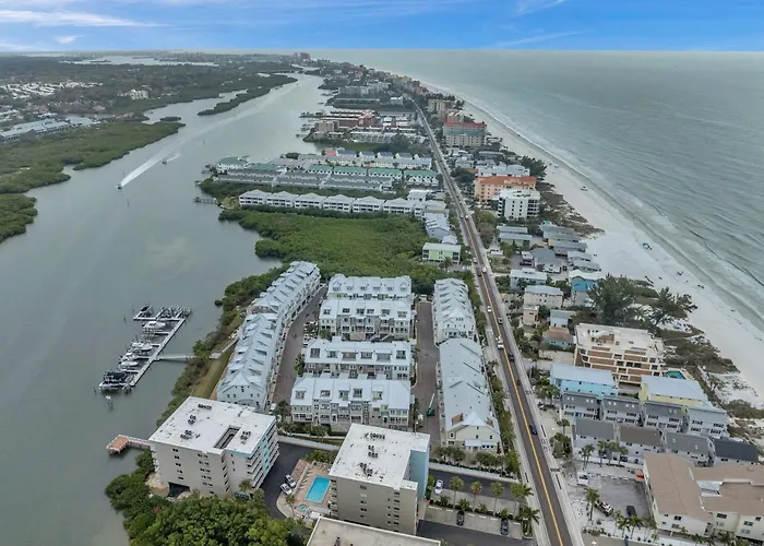 Waterview Unit 204 Clearwater Beach